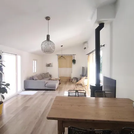 Villa Avec Piscine Proche Centre *